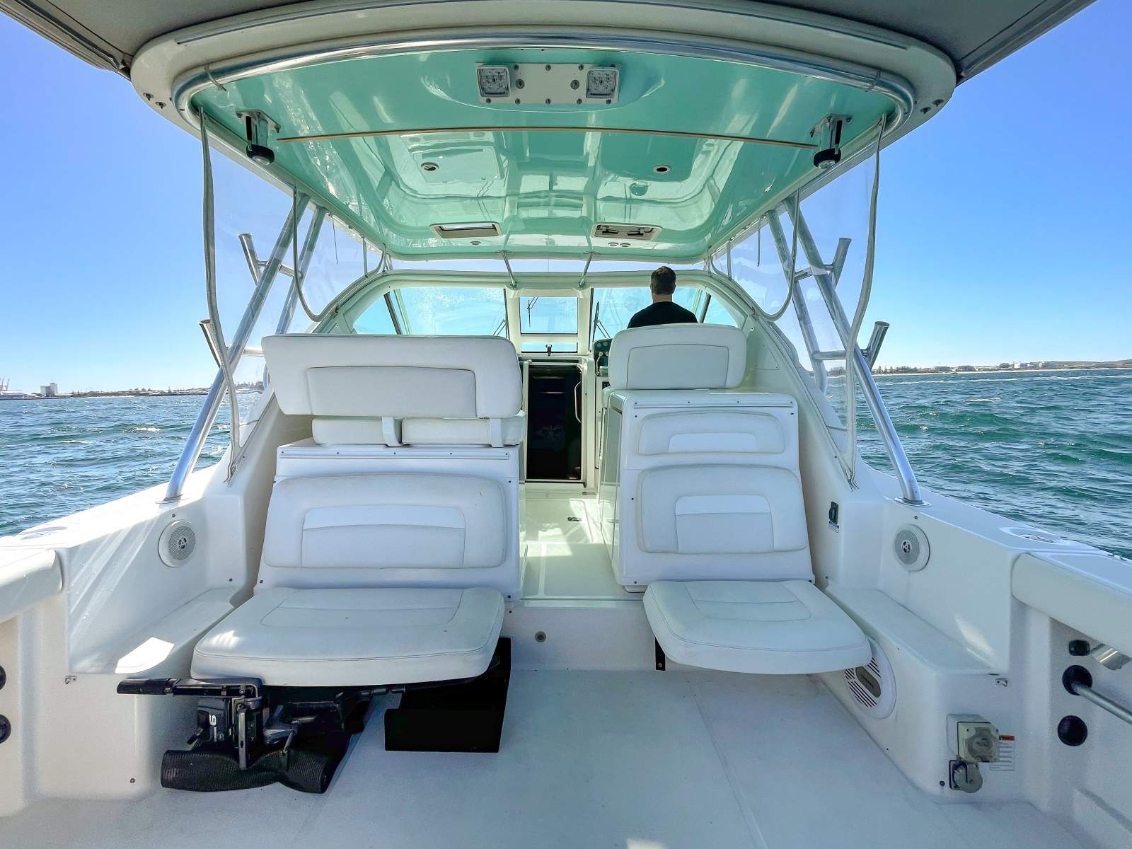 2004 TIARA 3600 OPEN SPORTS FISHER