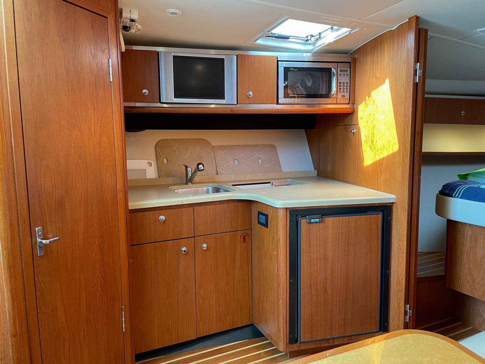 2004 TIARA 3600 OPEN SPORTS FISHER