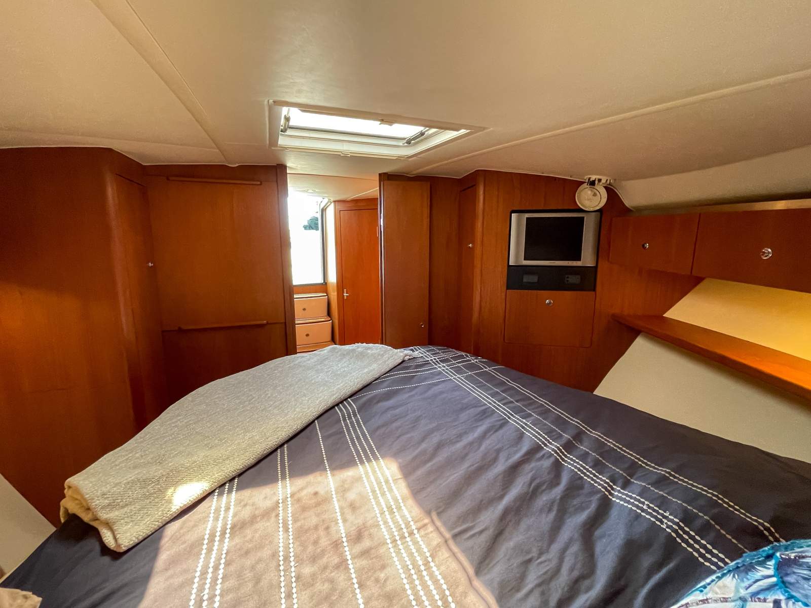 2004 TIARA 3600 OPEN SPORTS FISHER