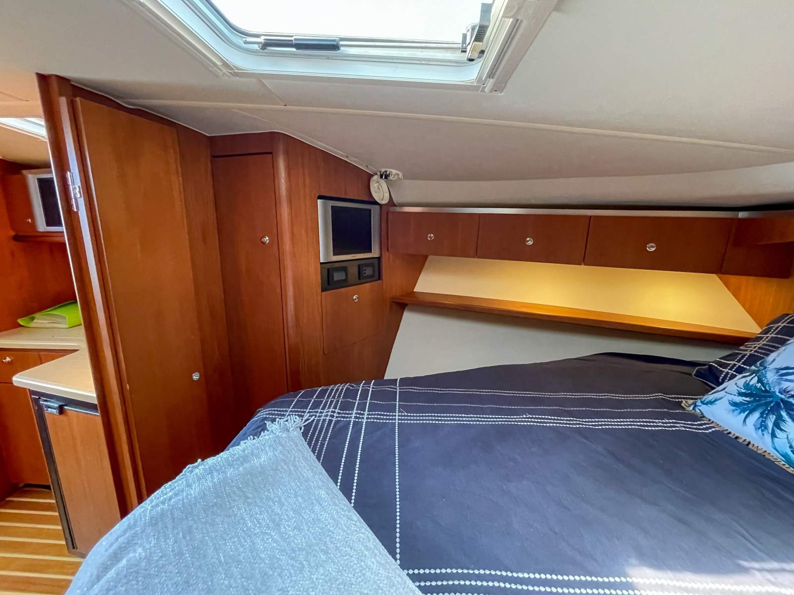2004 TIARA 3600 OPEN SPORTS FISHER