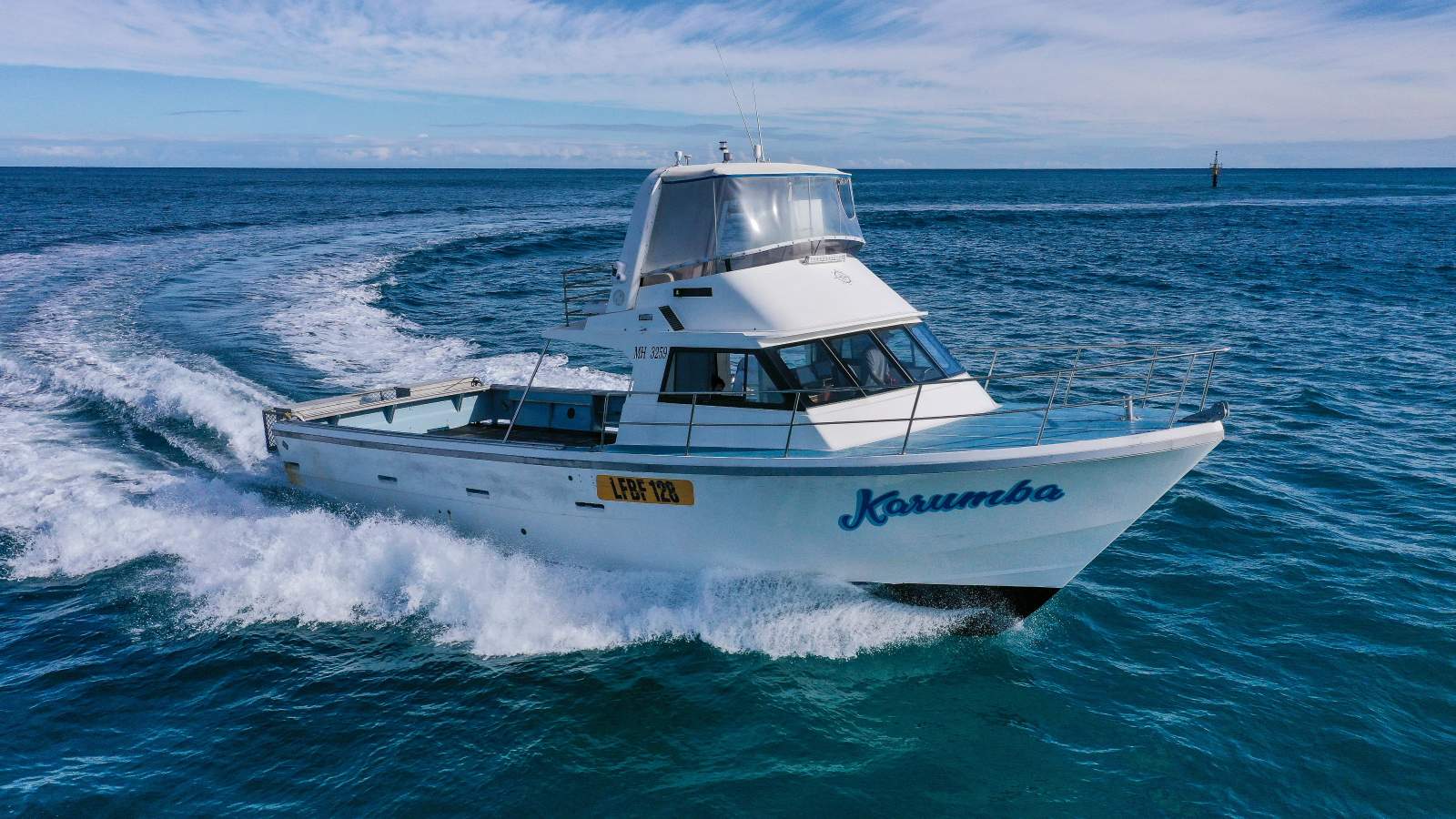 1989 CONQUEST 48 CRUISER