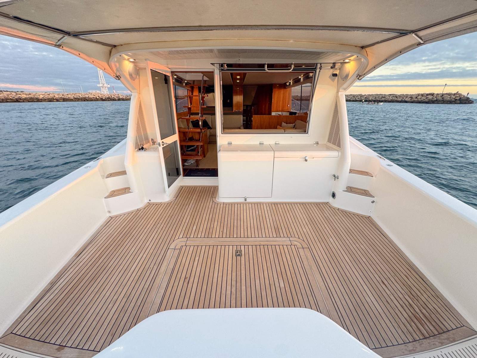 2012 MARITIMO 470 OFFSHORE CRUISER