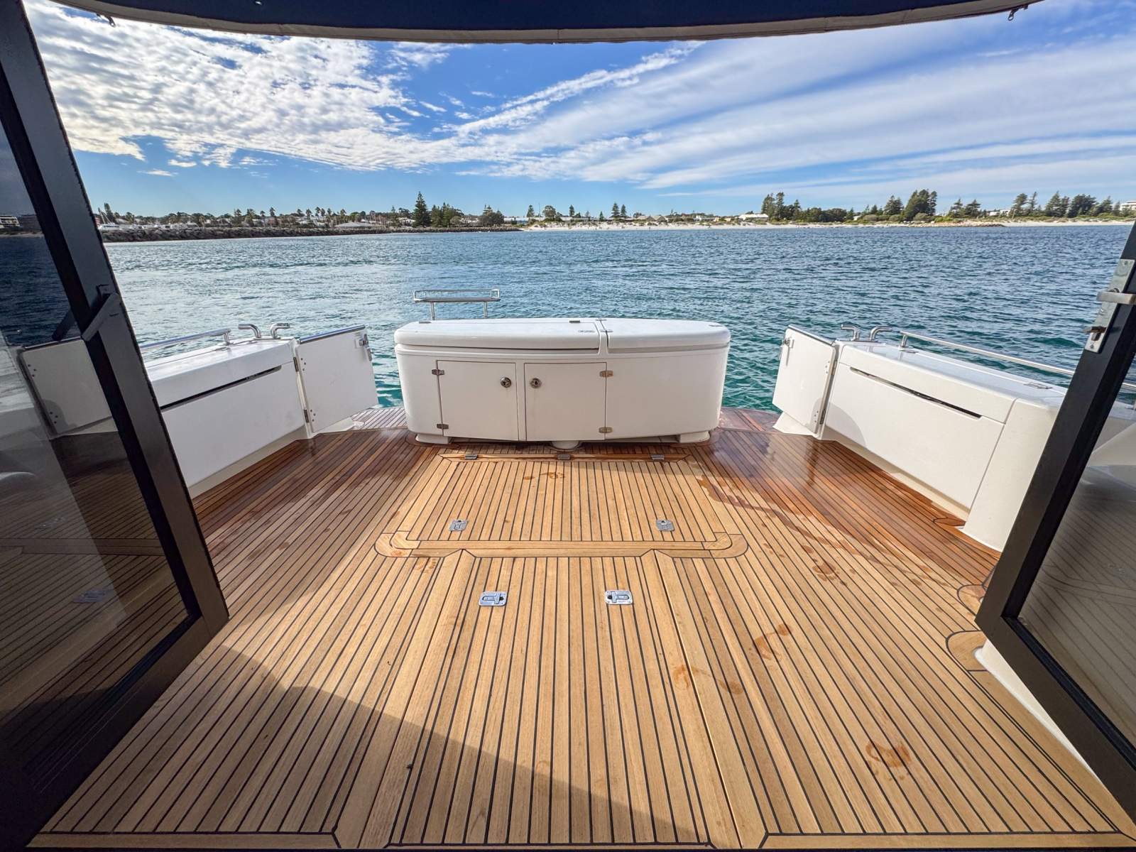 2007 MARITIMO M48 MOTOR YACHT