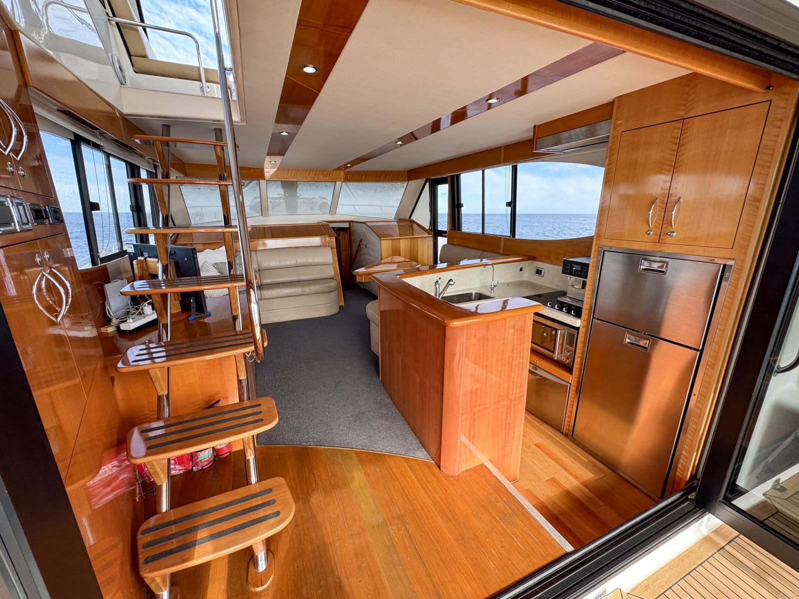 2007 MARITIMO M48 MOTOR YACHT