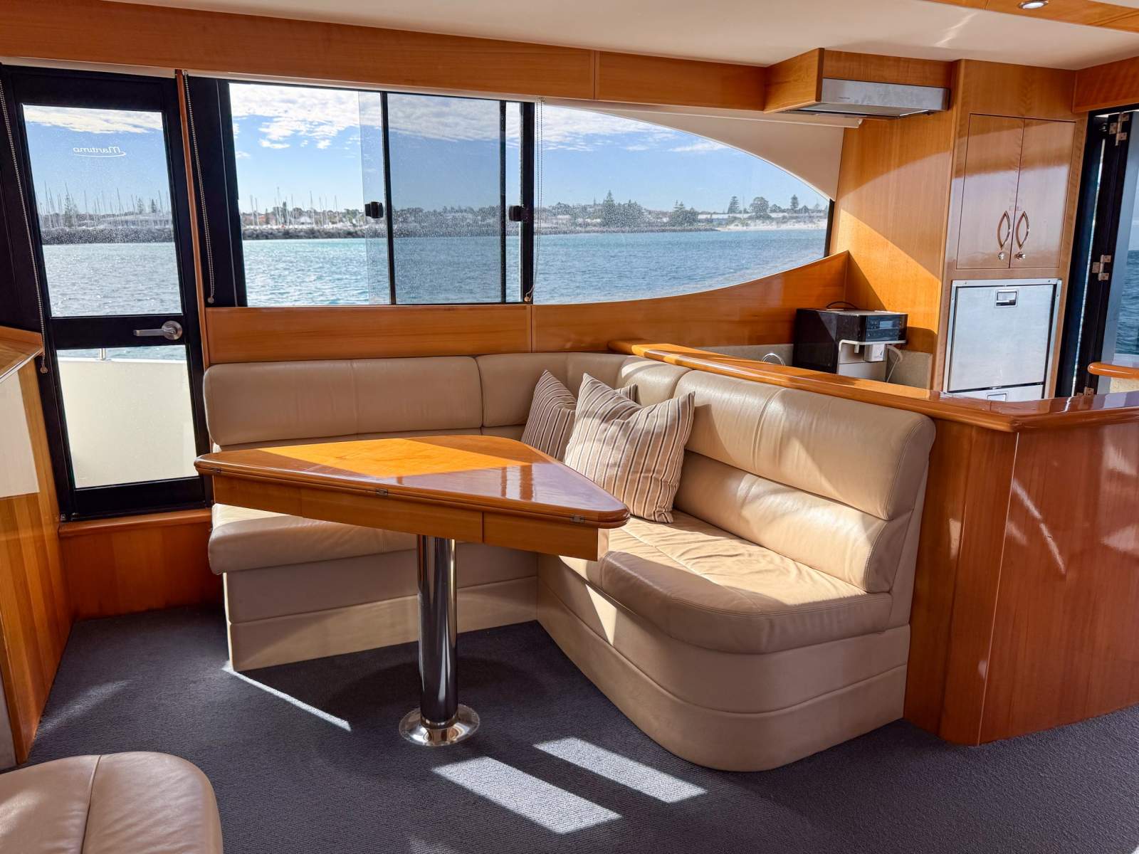 2007 MARITIMO M48 MOTOR YACHT