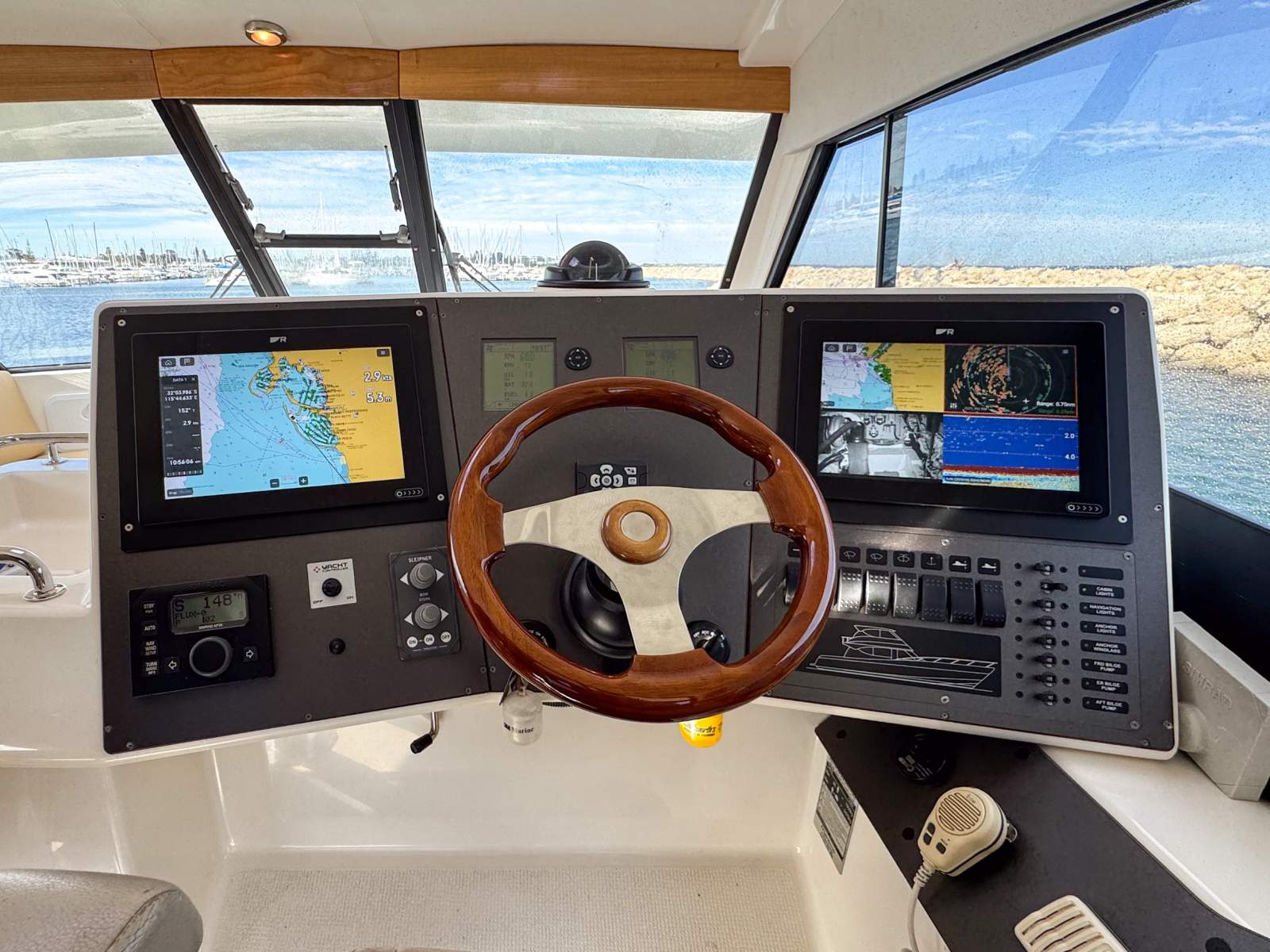 2007 MARITIMO M48 MOTOR YACHT