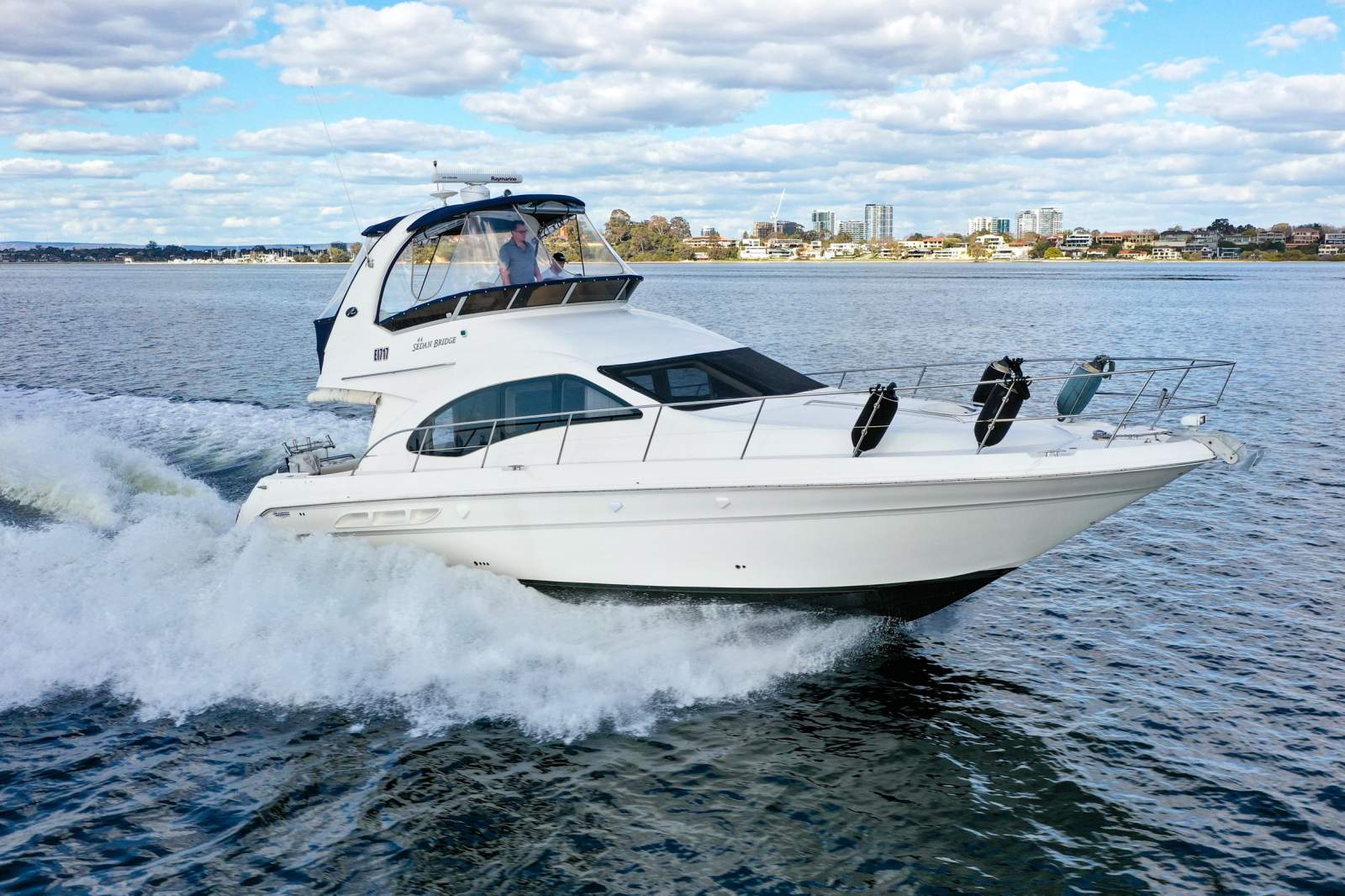 2006 SEA RAY 44 SEDAN BRIDGE SPORT YACHT