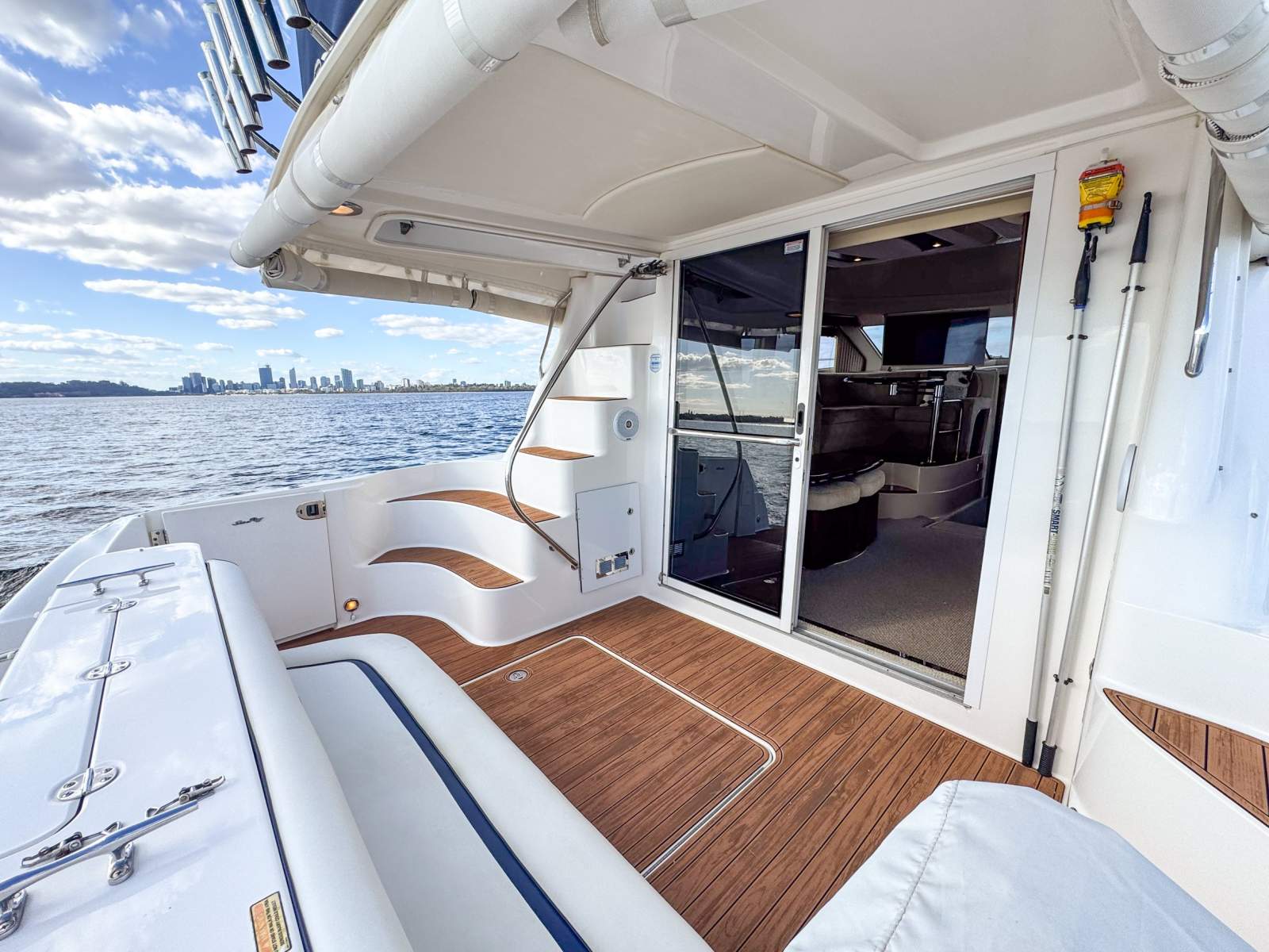 2006 SEA RAY 44 SEDAN BRIDGE SPORT YACHT