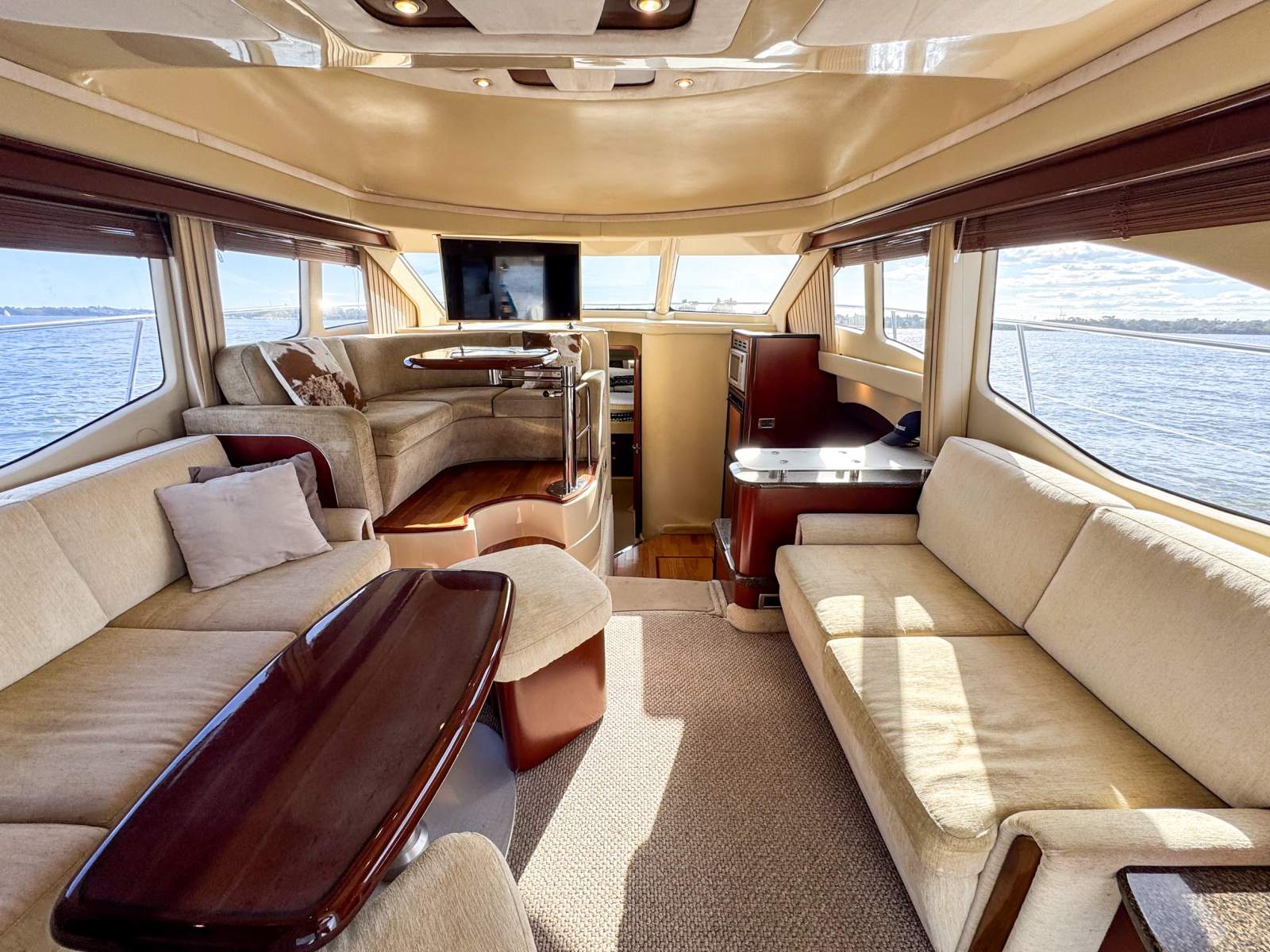 2006 SEA RAY 44 SEDAN BRIDGE SPORT YACHT