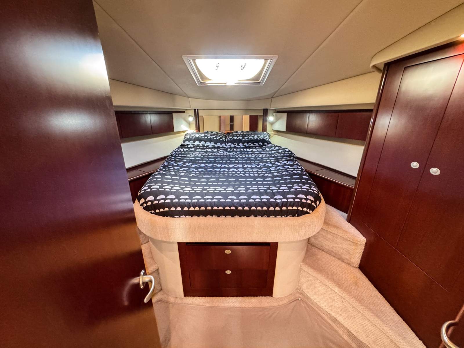 2006 SEA RAY 44 SEDAN BRIDGE SPORT YACHT