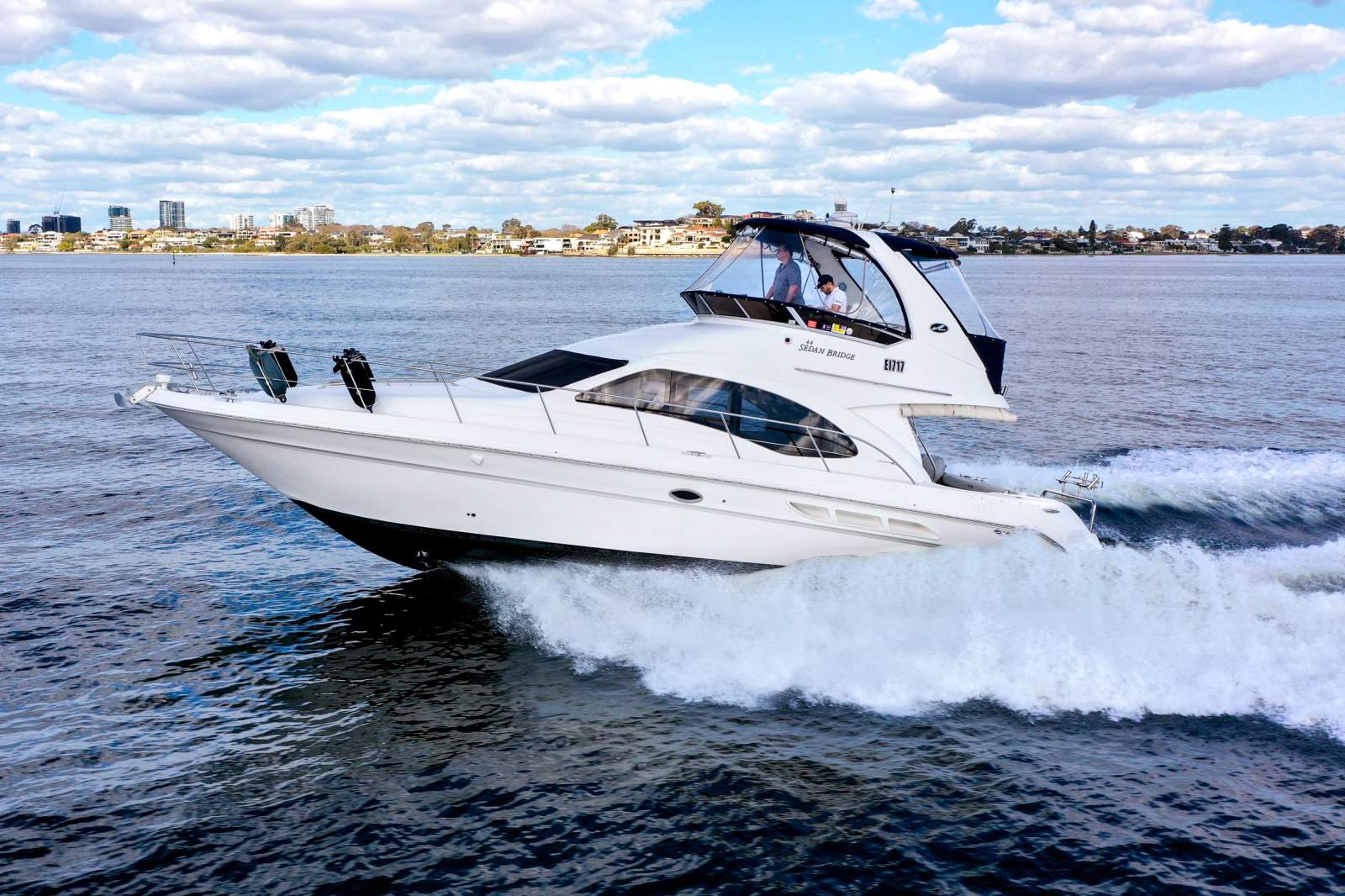 2006 SEA RAY 44 SEDAN BRIDGE SPORT YACHT