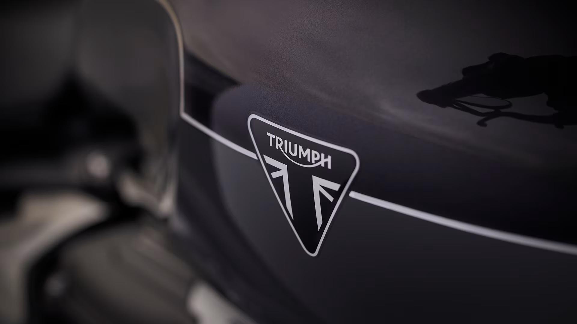 2025 TRIUMPH ROCKET 3 STORM R CRUISER
