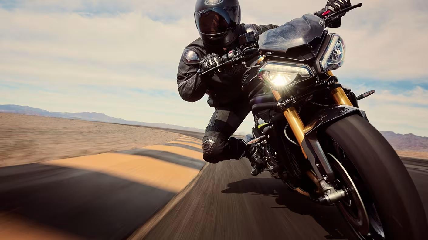 2025 TRIUMPH SPEED TRIPLE 1200 RS ROAD