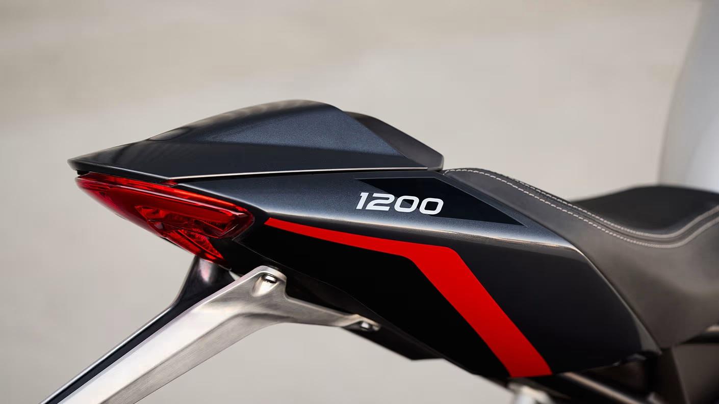 2025 TRIUMPH SPEED TRIPLE 1200 RS ROAD