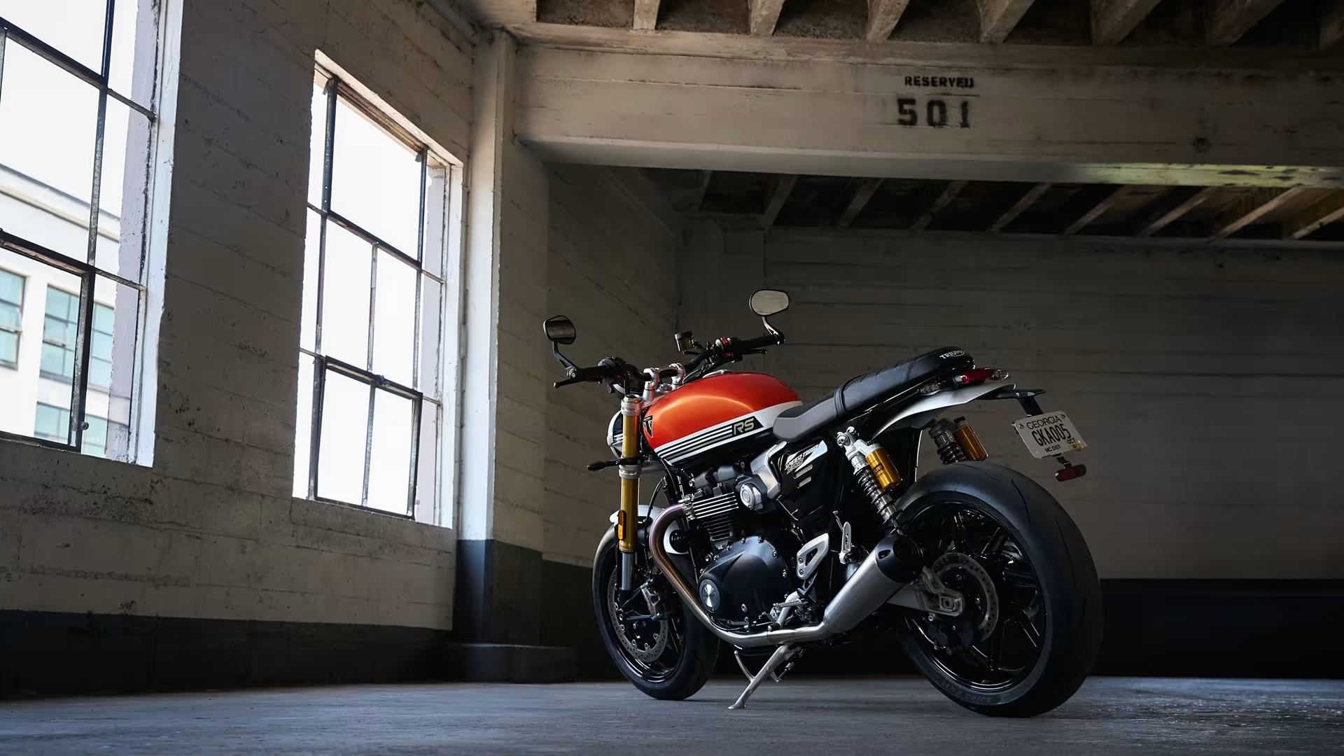 2025 TRIUMPH BONNEVILLE SPEED TWIN 1200 RS ROAD