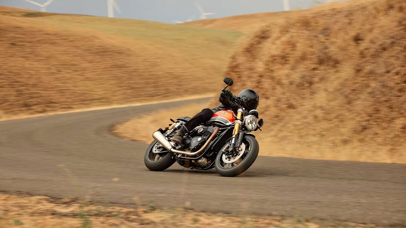 2025 TRIUMPH BONNEVILLE SPEED TWIN 1200 RS ROAD