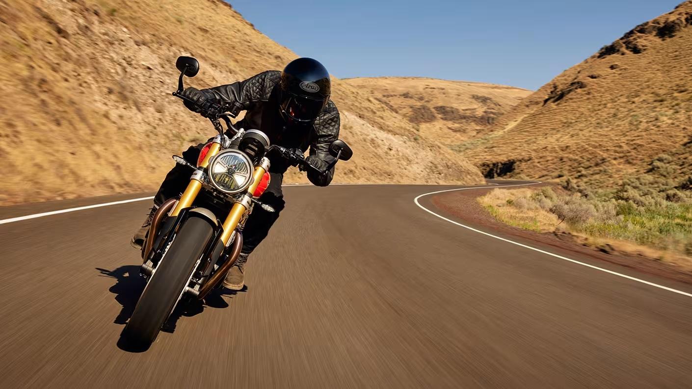 2025 TRIUMPH BONNEVILLE SPEED TWIN 1200 RS ROAD