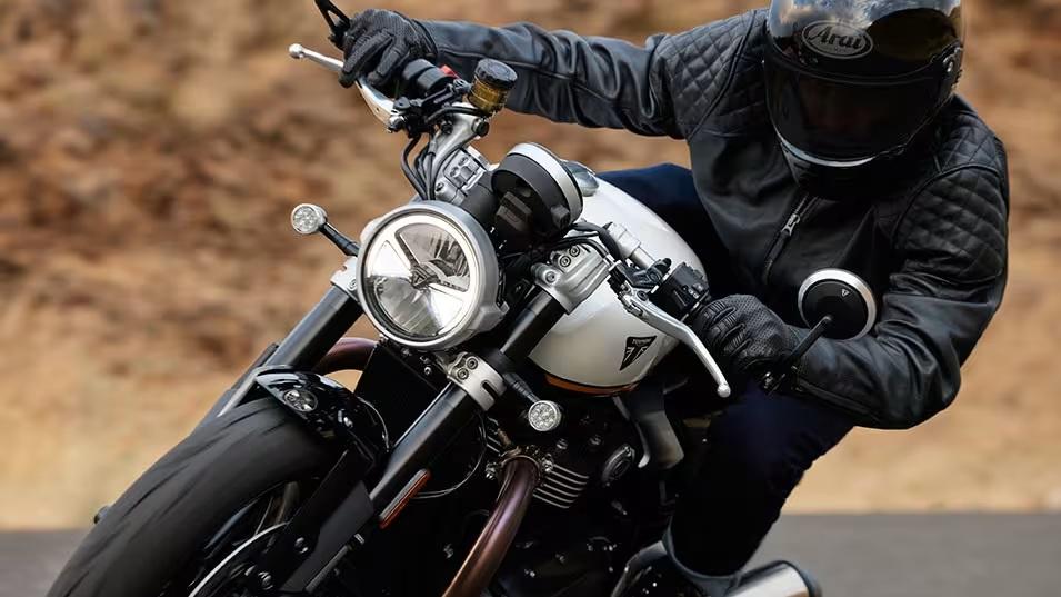 2025 TRIUMPH BONNEVILLE SPEED TWIN 1200 RS ROAD