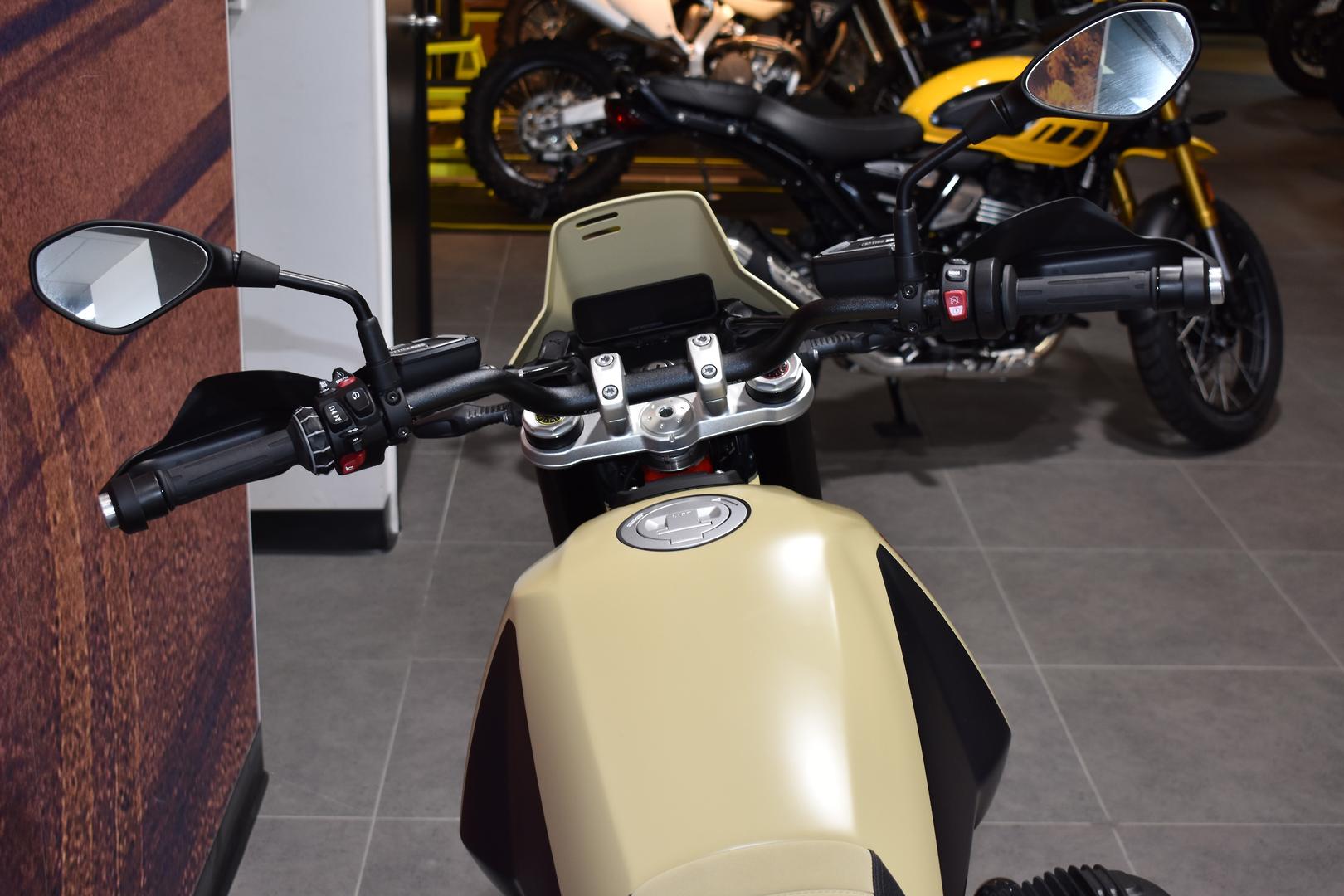 2025 BMW R 12 G/S DUAL SPORTS
