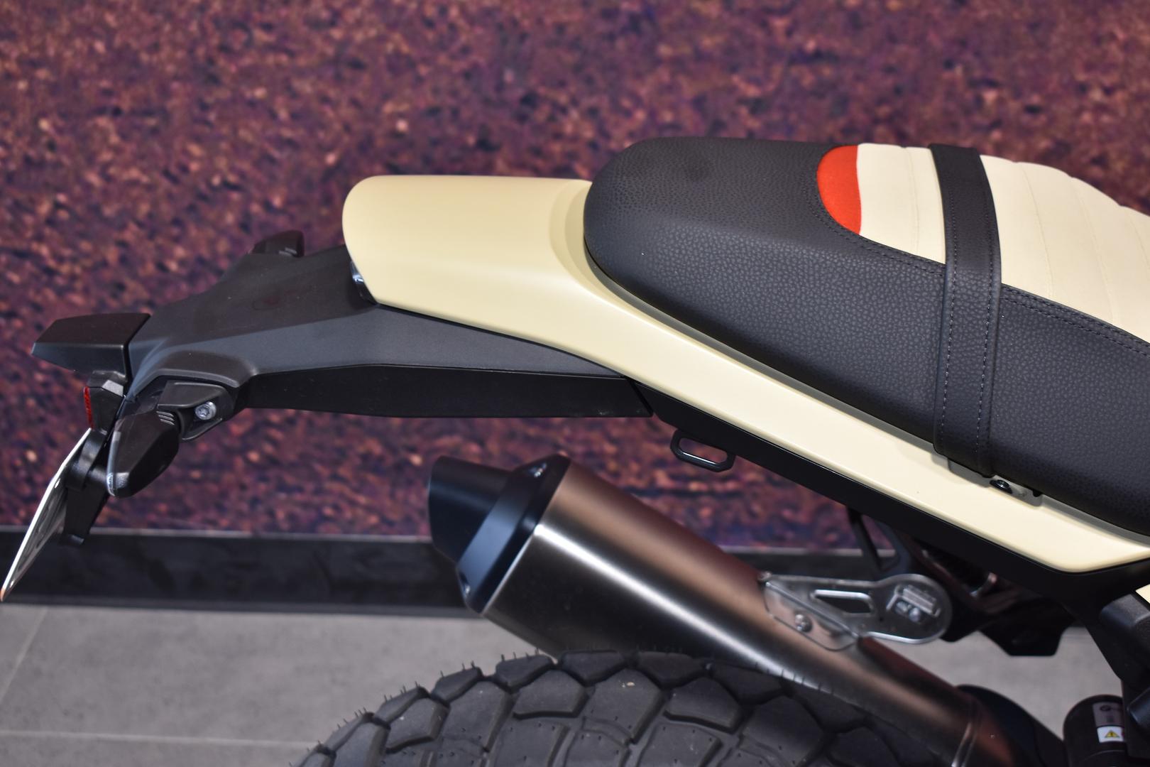 2025 BMW R 12 G/S DUAL SPORTS