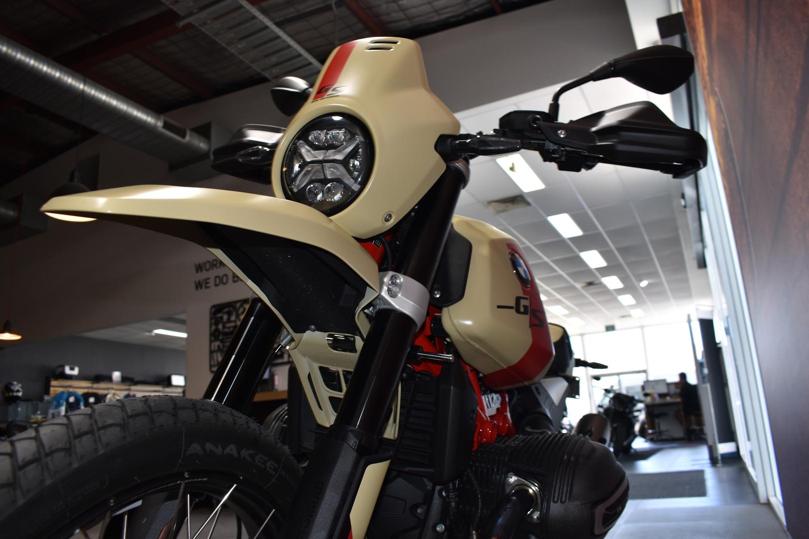 2025 BMW R 12 G/S DUAL SPORTS