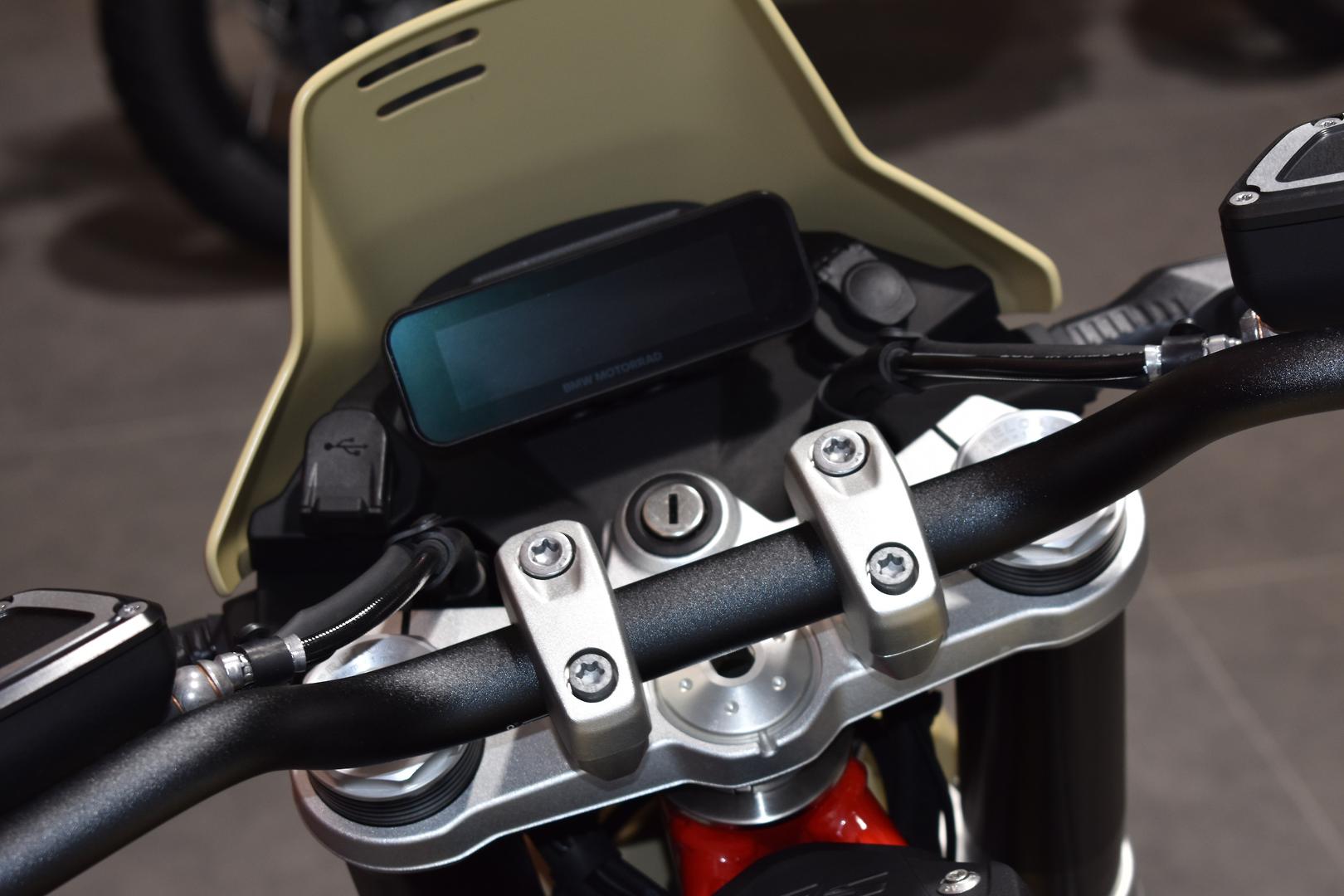 2025 BMW R 12 G/S DUAL SPORTS