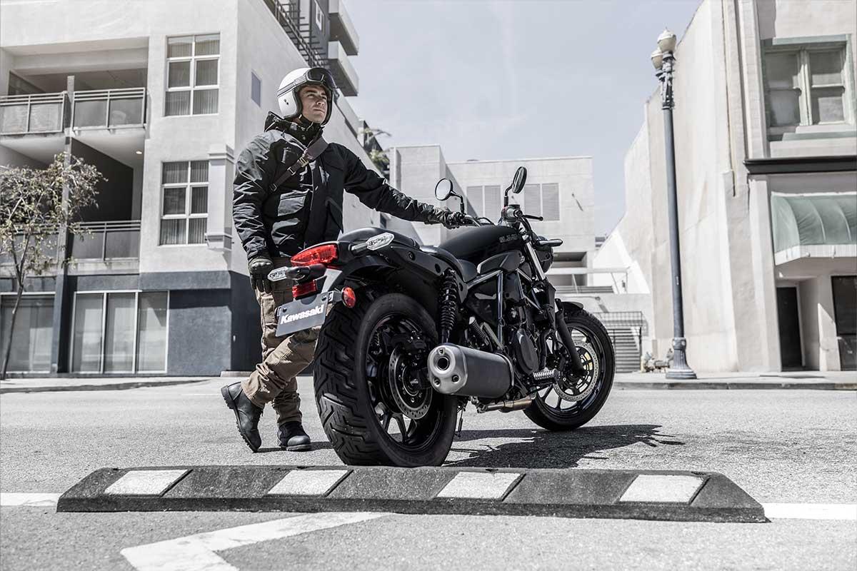2025 KAWASAKI ELIMINATOR ROAD