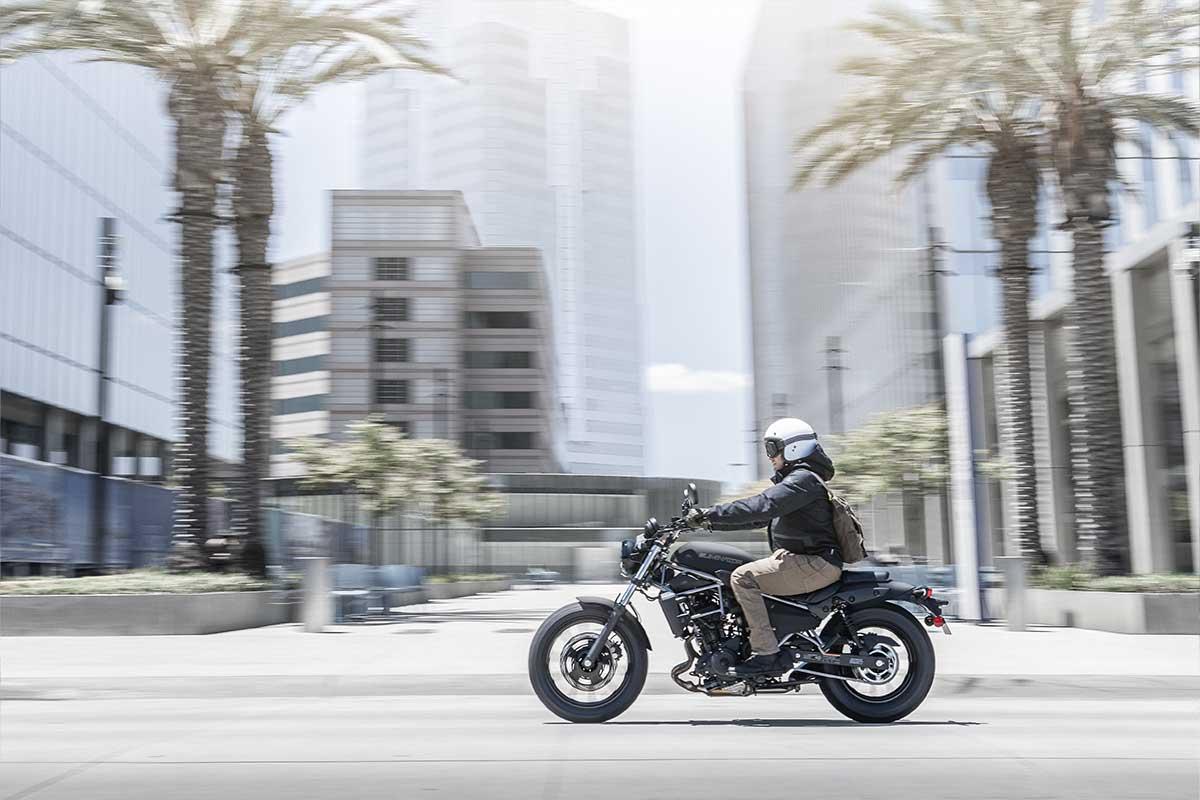 2025 KAWASAKI ELIMINATOR ROAD