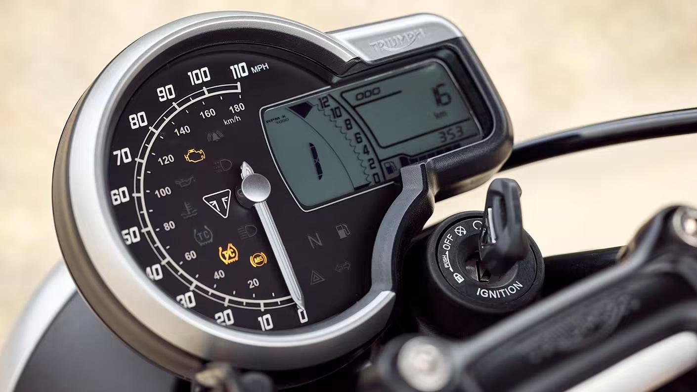 2025 TRIUMPH SPEED 400 ROAD