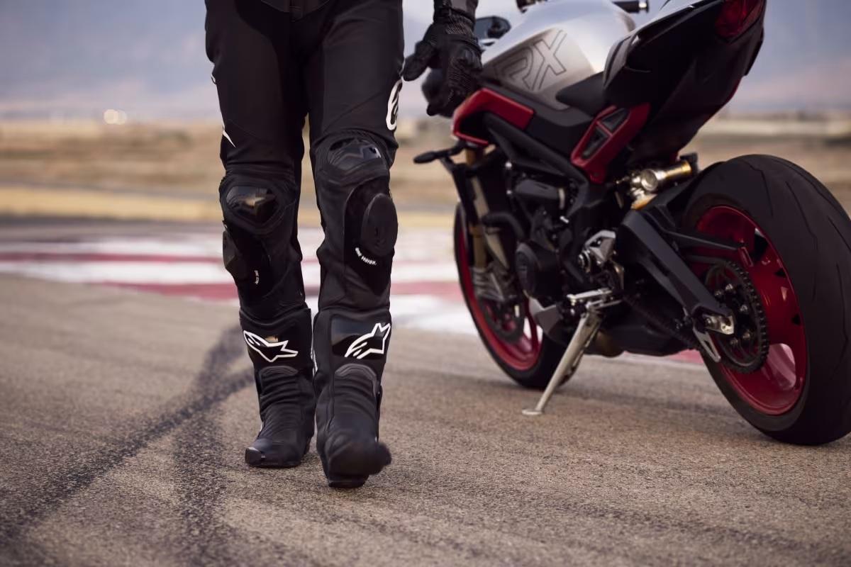 2025 TRIUMPH STREET TRIPLE RX SPORTS