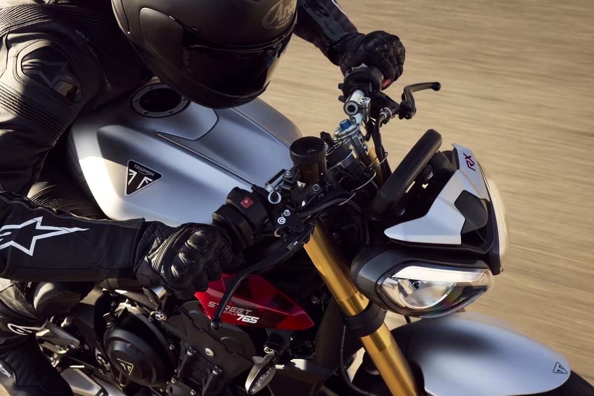 2025 TRIUMPH STREET TRIPLE RX SPORTS