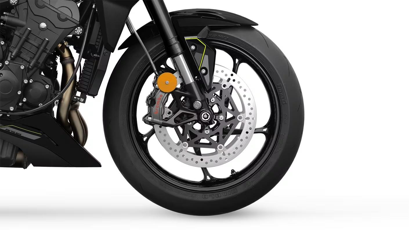 2025 TRIUMPH STREET TRIPLE RS ROAD
