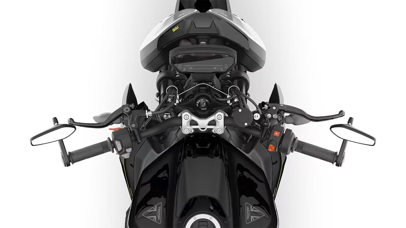 2025 TRIUMPH STREET TRIPLE RS ROAD