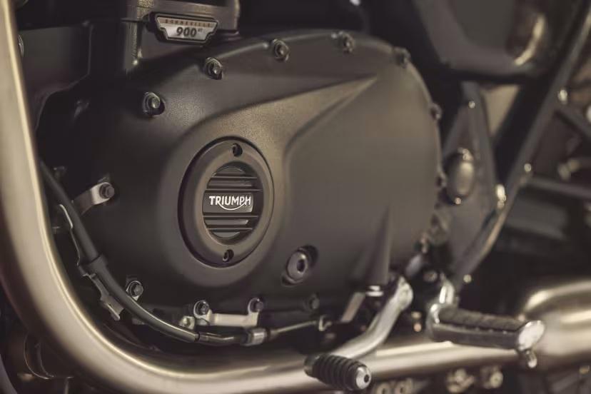 2025 TRIUMPH BONNEVILLE T100 ROAD