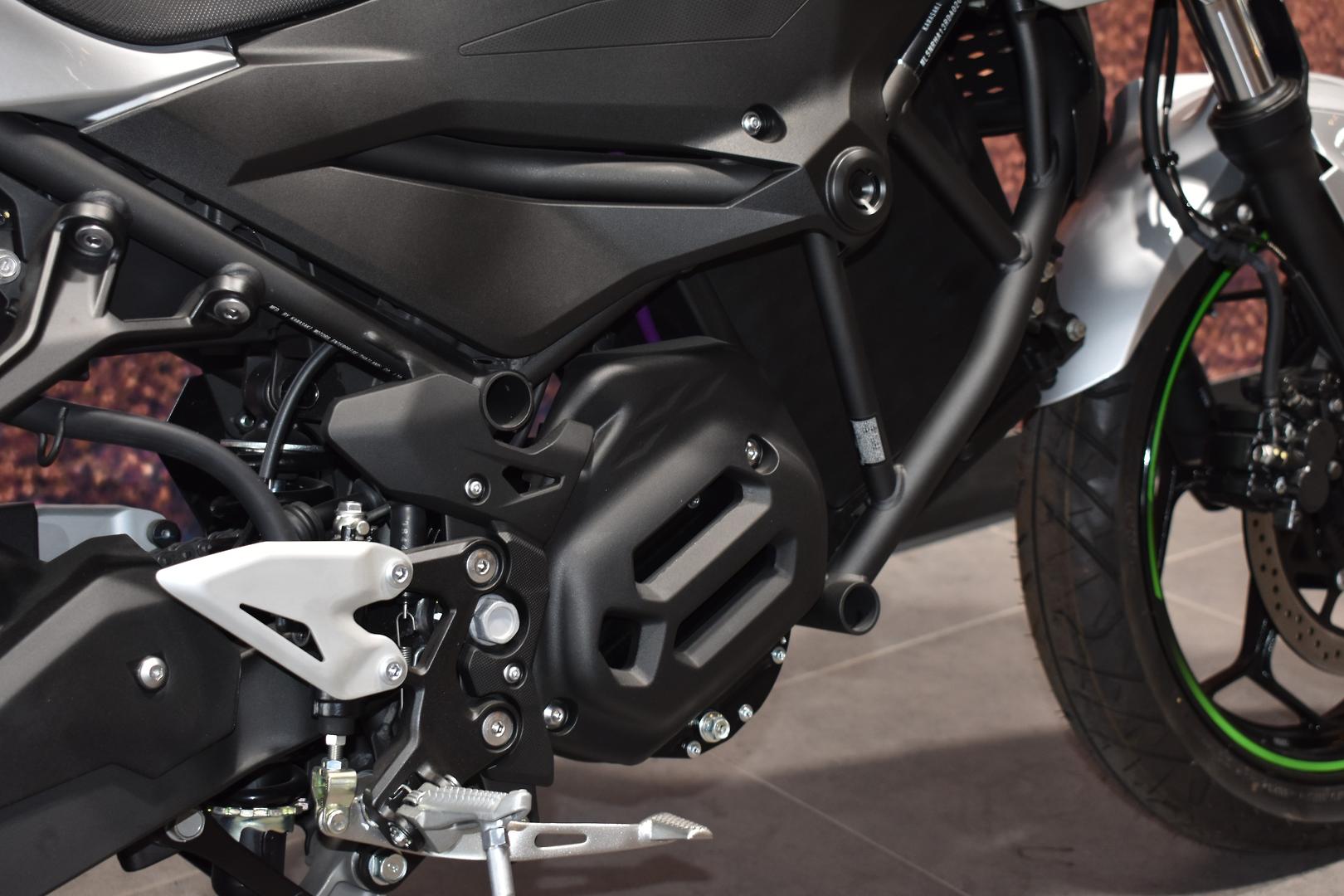 2025 KAWASAKI NINJA e-1 SPORTS