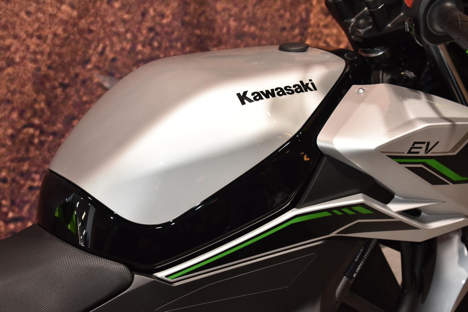 2025 KAWASAKI NINJA e-1 SPORTS