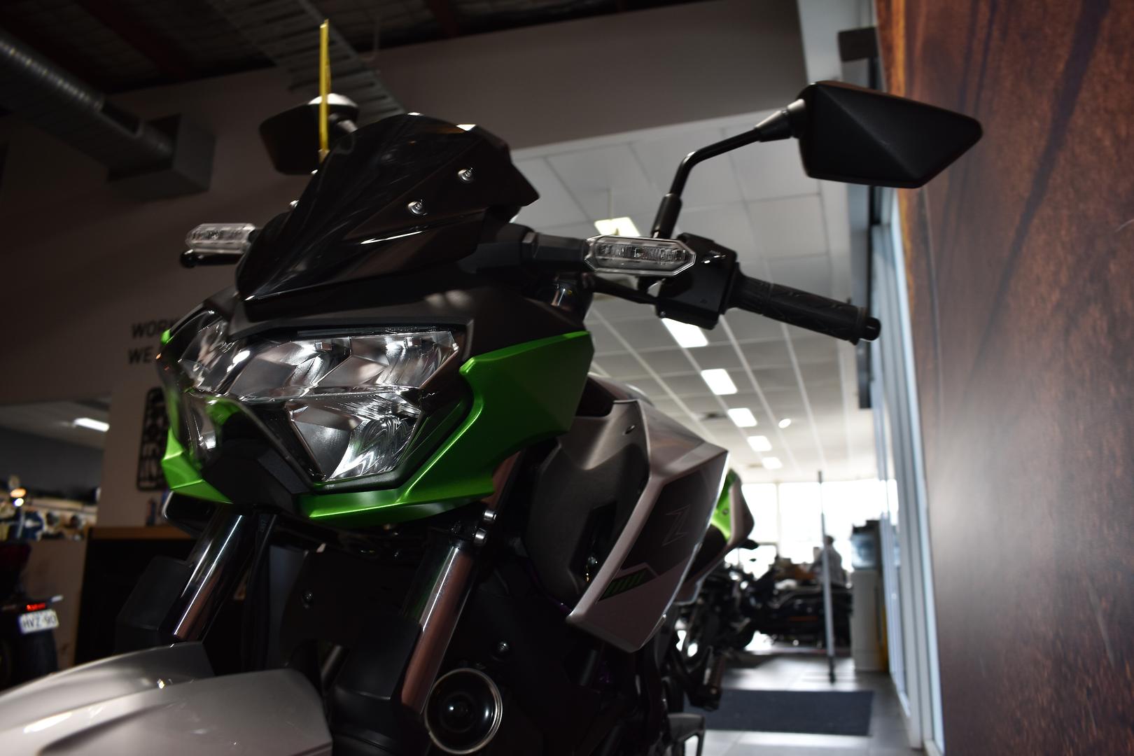 2025 KAWASAKI NINJA e-1 SPORTS