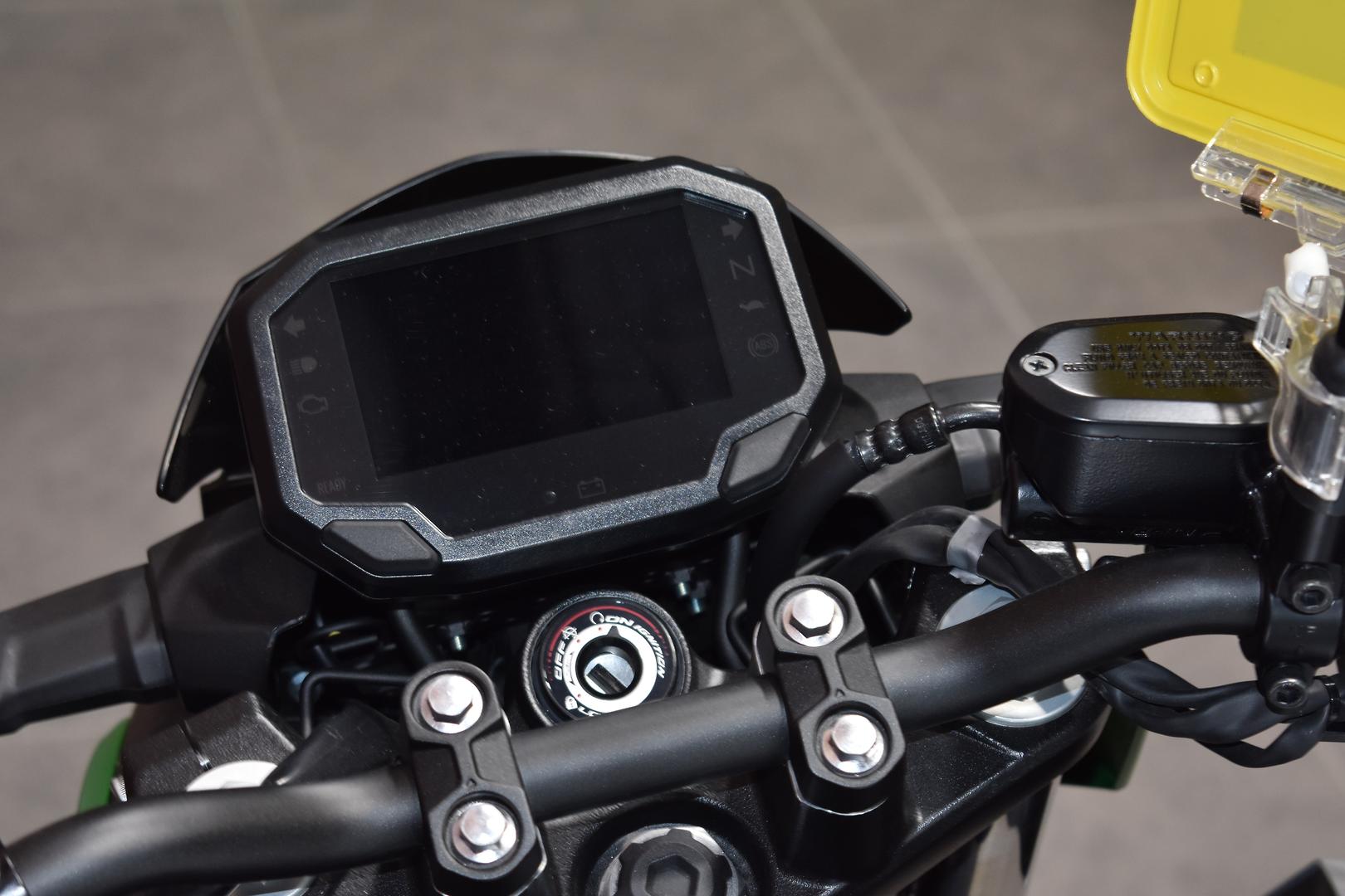 2025 KAWASAKI NINJA e-1 SPORTS