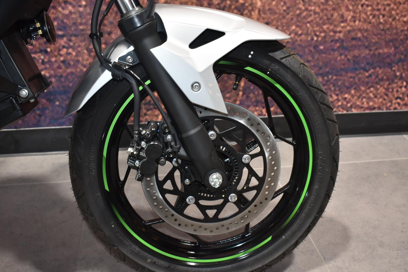 2025 KAWASAKI NINJA e-1 SPORTS