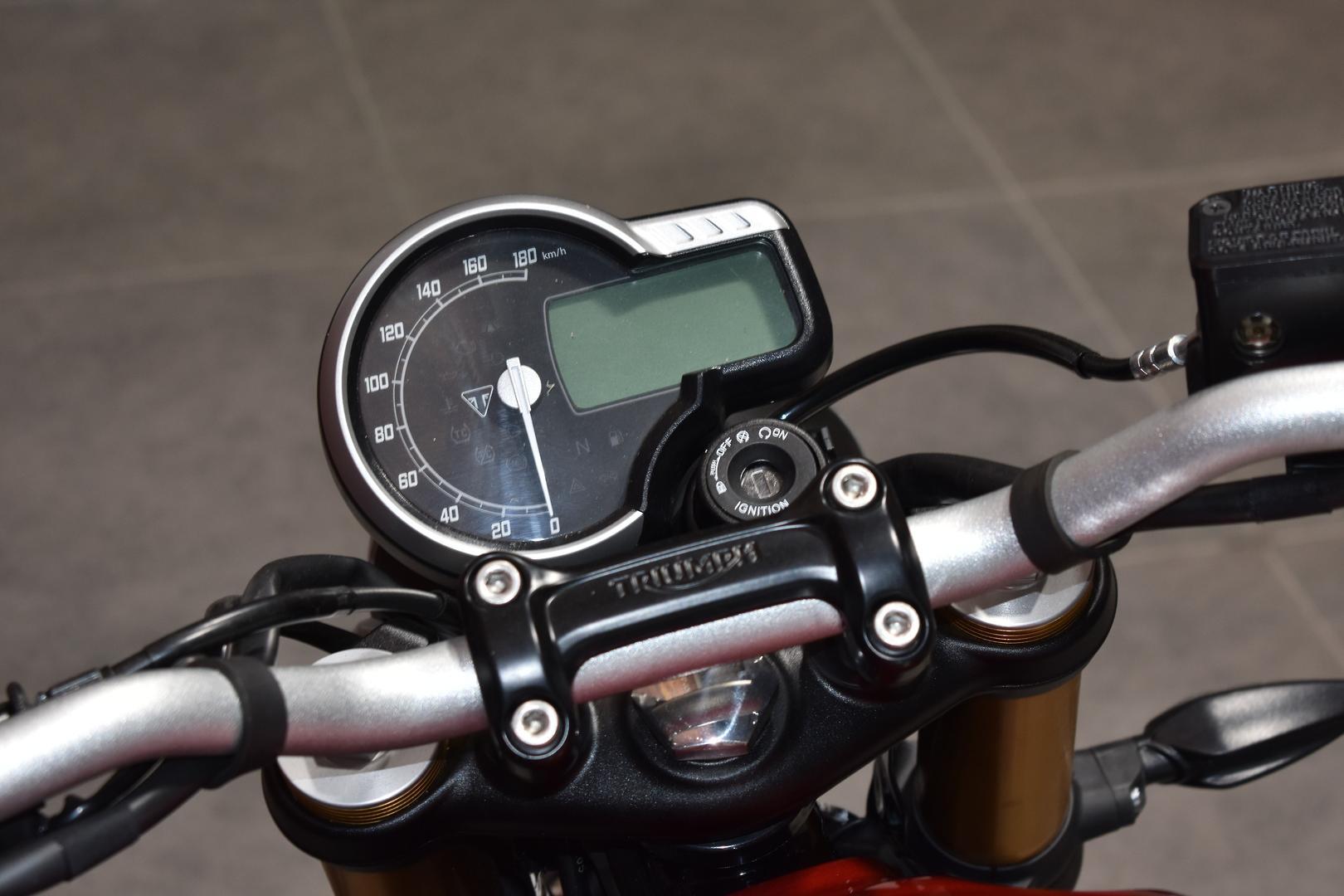 2025 TRIUMPH SPEED 400 ROAD