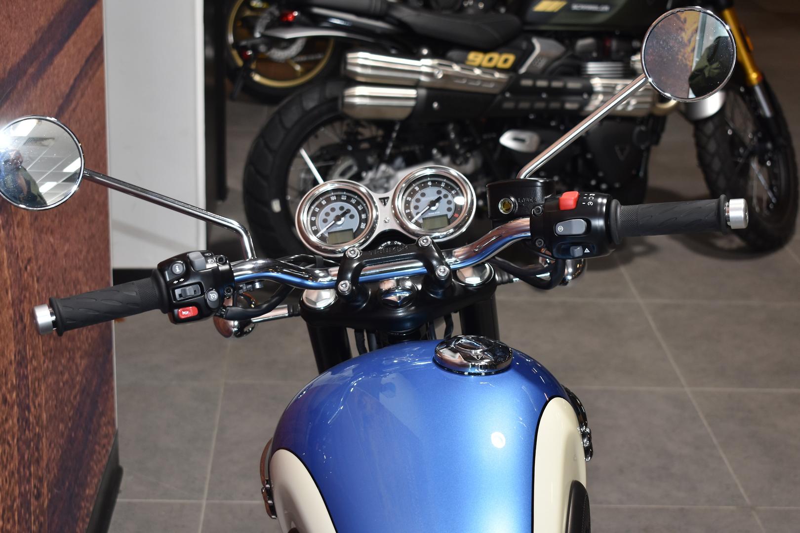 2026 TRIUMPH BONNEVILLE T120 ROAD