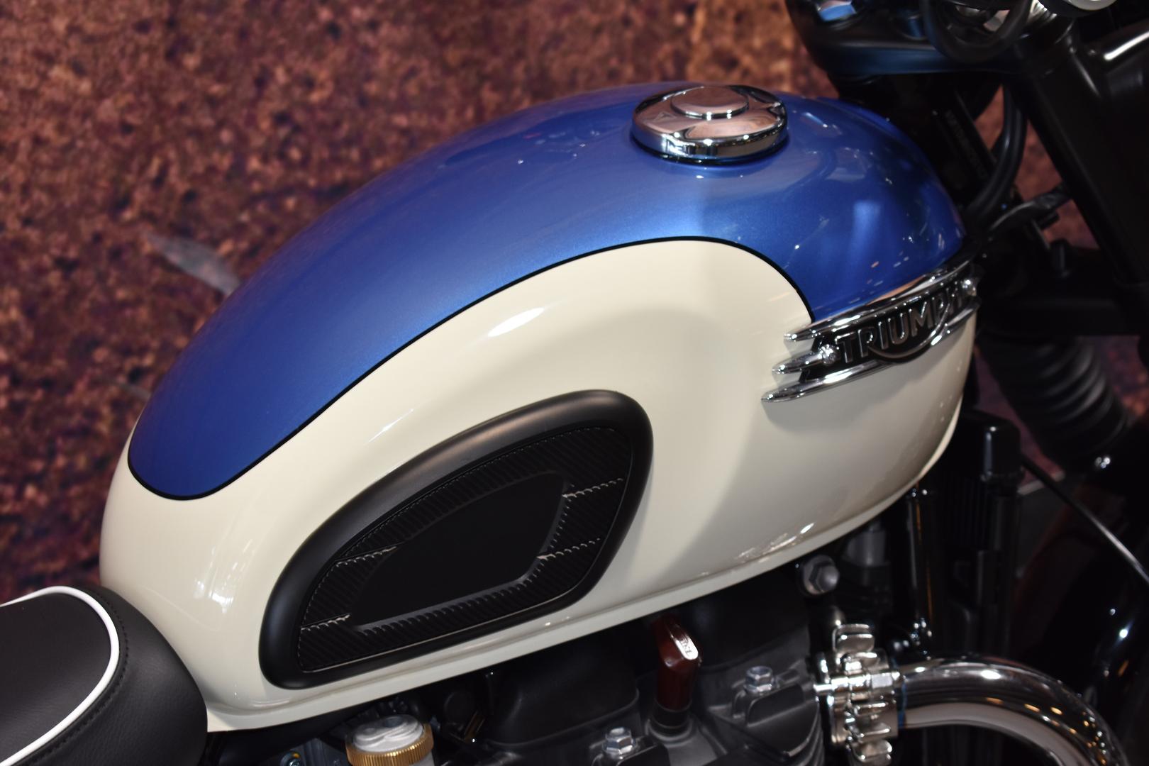 2026 TRIUMPH BONNEVILLE T120 ROAD