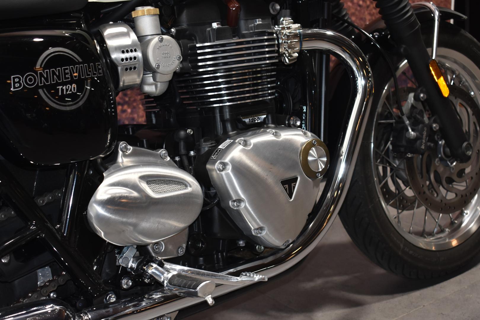 2026 TRIUMPH BONNEVILLE T120 ROAD