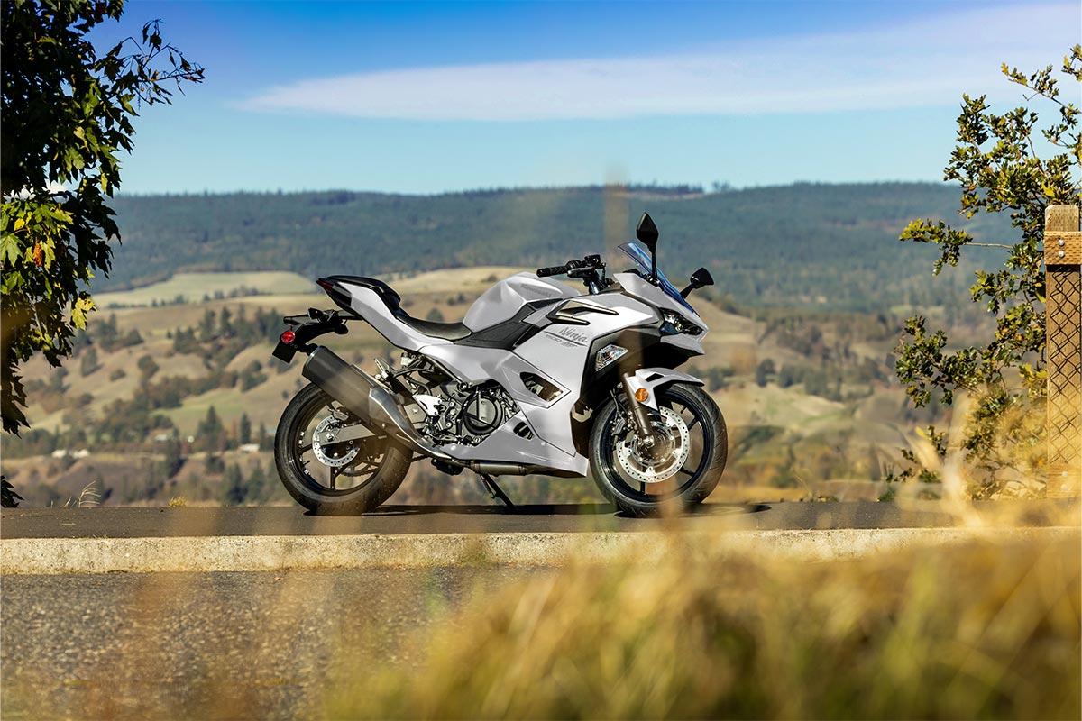 2024 KAWASAKI NINJA 500 SPORTS