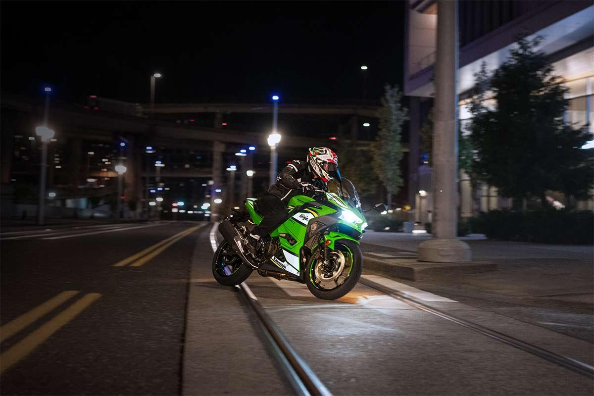 2025 KAWASAKI NINJA 500 SE (LAMS) SPORTS