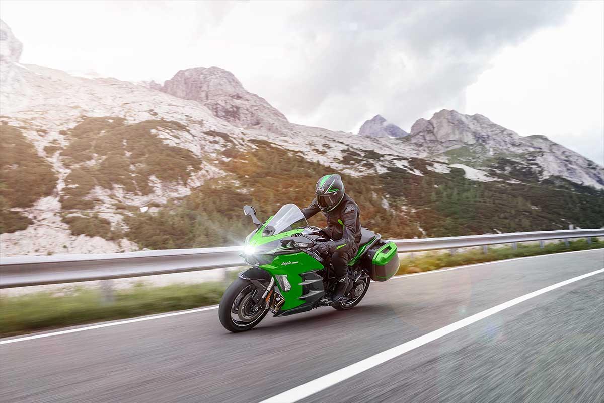 2025 KAWASAKI NINJA H2 SX SE SPORTS