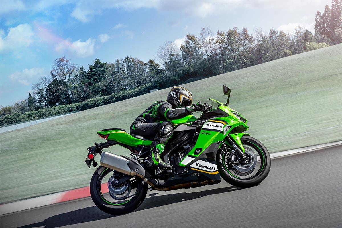 2024 KAWASAKI NINJA 400 ZX-4RR KRT SPORTS
