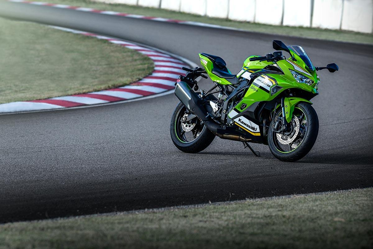 2024 KAWASAKI NINJA 400 ZX-4RR KRT SPORTS