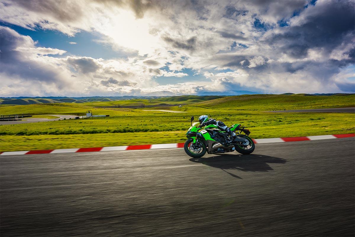 2024 KAWASAKI NINJA ZX-6R (636) KRT EDITION SPORTS