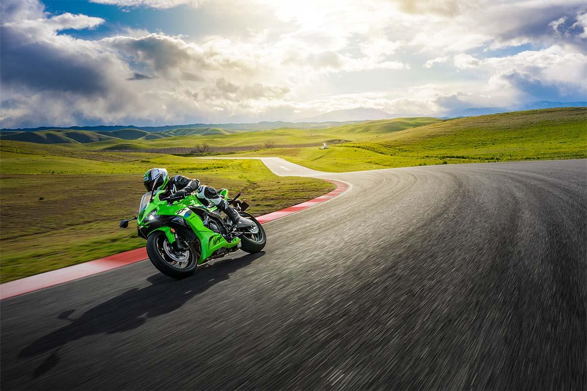 2026 KAWASAKI NINJA ZX-6R (636) SPORTS
